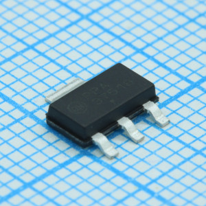 BSP316PH6327XTSA1, Транзистор полевой P-канальный 100В 0.68A