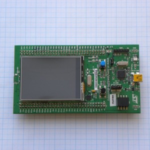 STM32F429I-DISC1, Демоплата на базе STM32F429ZIT6. В составе: ST-LINK/V2-B  - внутрисхемный отладчик, сенсорный дисплей 2.4