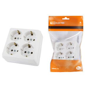 Розетка четырехместная 2П+3 открытой установки IP20 16A белая "Ладога" SQ1801-0122