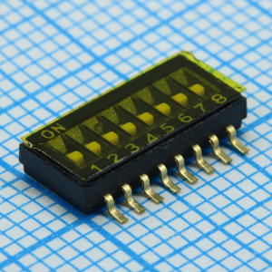 L-KLS7-KPR-08-N-11, DIP переключатель 8 групп SMD монтаж шаг 1.27мм 0.025А 24В с плёнкой на ленте