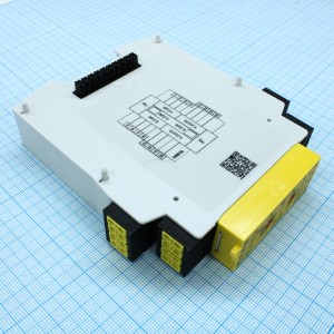 Реле безопасности SA-IN-S1-K-C DC 24V (A, Модуль ввода samos - кодирование 1, программирование переключателем, 2x4 входа, 2x10 функций входа, вставные клеммы