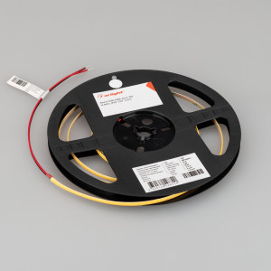 Лента COB-X480-4mm 24V Warm3500 (4 W/m, IP20, CSP, 5m) 044577, Светодиодная лента COB-X480, открытая IP20. Светодиоды CSP, 480 шт/м (2400 шт на 5 м), белая плата, ширина 4 мм, скотч 3М. Цвет ТЕПЛЫЙ 3500K, цветопередача CRI>90, угол 180°. Питание 24 В, мощность 4 Вт/м (20 Вт на 5 м). Размеры 5000х4х1.8 мм. Мин.отрезок