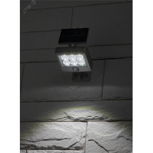 Прожектор садовый ERAFS048-08 6LED 150лм с датчиком движения солнечная батарея Б0044248