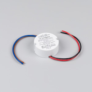 Блок питания ARJ-SP-40300-PFC-TRIAC-R (12W, 27-40V, 300mA) 040962, Диммируемый источник тока по стандарту TRIAC с гальванической развязкой для светильников и мощных светодиодов. Входное напряжение 220-240 VAC. Выходные параметры: 30-40 В, 300 mА, 12 Вт. Встроенный PFC >0,92. Негерметичный пластиковый корпус IP 44.