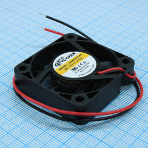 YDM4010C12, Вентилятор 12В 40х40x10 C, 0.6Вт, 6500 об/мин, 9.33м3/час, 25.1дБ, подшипник скольжения CycleSeal, тип вывода - провод
