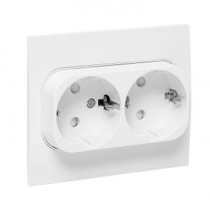 Розетка 2-м СП Стокгольм 16А IP20 с заземл. защ. шторки бел. PROxima EXR16-128-10