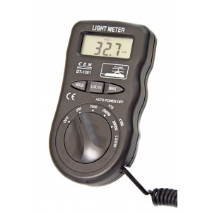 DT-1301 Люксметр, Измерение уровня освещения 0...50000 Lux/fc разрешение 0.1 Lux/fc, Функции MAX HOLD и DATA HOLD, Автоматическое отключение питания
