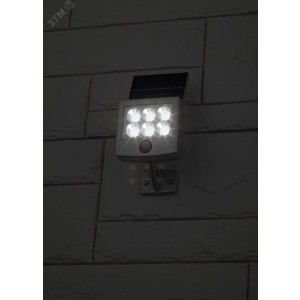 Прожектор садовый ERAFS048-08 6LED 150лм с датчиком движения солнечная батарея Б0044248