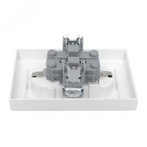 Розетка 2-м СП Минск 16А IP20 с заземл. защ. шторки бел. Basic ERR16-128-100