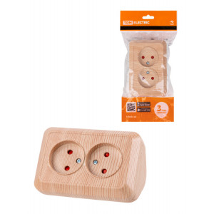 Розетка угловая двойная 2П открытой установки с з/ш IP20 250В 10А сосна "Ладога" SQ1801-0442