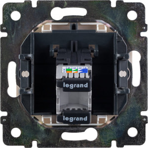 VALENA Розетка компьютерная RJ45х1 UTP белая 774230