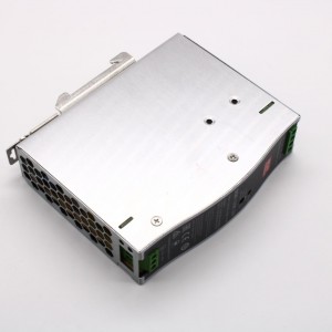 DDR-120C-24, DC-DC, 120Вт, вход 33.6…67.2В DC, выход 24В/5А, изоляция 4000В DC, в кожухе на DIN-рейку, 32х125.2х102мм, -40...+70°С