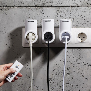 Радиоуправляемая розетка c пультом RX-003 (один пульт, три розетки) 10-6030