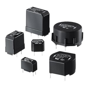 RN218-0.7-02-39M, Синфазные дроссели / фильтры 0.7A 39mH 1150mOhm Vertical TH Choke