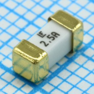 045102.5MRL, Предохранитель быстродействующий 2.5A 125В SMD 2410 керамический лента на катушке