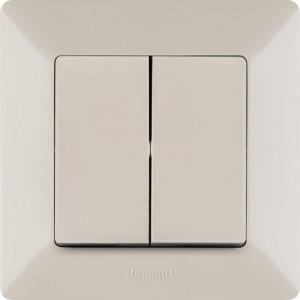 Выключатель 2-кл. СП Valena Life 10А IP20 250В с лицев. панелью безвинтов. зажимы механизм сл. кость Leg 752505