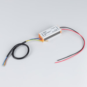 Блок питания ARPJ-SN-45700 (30W, 20-45V, 700mA) 045405, Источник тока с гальванической развязкой для уличных светильников и мощных светодиодов. Входное напряжение 100-240 VAC. Выходные параметры: 20-45 В, 700 mА, 30 Вт. PF >0.5. Герметичный металлический корпус IP 65. Габаритные размеры длина 96 мм, ширина 30