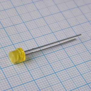 L-433YDT, Светодиод 5мм/желтый/588нм/2-4мкд/цилиндр короткий/100°