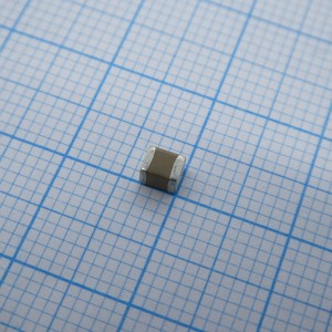 CL32A106KBJNNNE, Керамический ЧИП-конденсатор 1210 X5R 10мкФ ±10% 50В