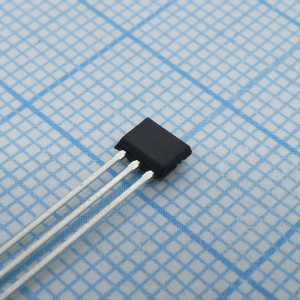 TLE4935LHALA1, Датчик Холла 100мА биполярный защелка питание 5В/9В/12В/15В/18В автомобильного применения 3-Pin SSO лента в коробке