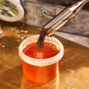 Канифоль  сосновая 500 гр. марка 