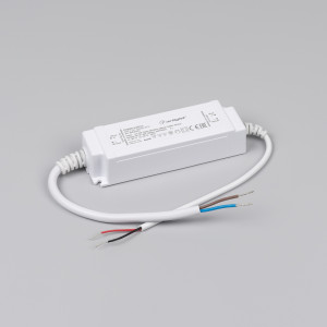 Блок питания ARPJ-SP-68350-PFC (24W, 34-68V, 0.35A) 037264(1), Источник тока с гальванической развязкой для светильников и мощных светодиодов. Входное напряжение 220-240 VAC. Выходные параметры: 34-68 В, 350 mА, 24 Вт. Встроенный PFС >0.9. Герметичный пластиковый корпус IP 67.