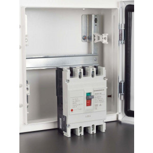 Выключатель автоматический 3п 250А 25кА ВА66-35 SAV30-3-0250-G