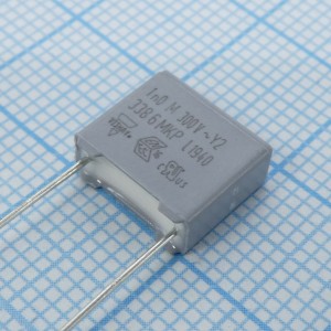 BFC233866102, Пленочный конденсатор Y2 1000пФ 1000VDC/300VAC ±20% 10х4х6мм 105°C ammo