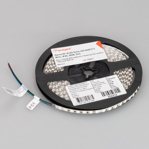 Лента RT-G120-5mm 24V RGB (7.5 W/m, IP20, 3838, 5m) 036216, Светодиодная RGB лента серии RT-G120, открытая IP20. Светодиоды 3838, 120 шт/м (600 шт на 5 м), белая плата 5 мм, скотч 3M. Цвет RGB (3 канала управления), угол 120°. Питание 24V, мощность 7.5 Вт/м (38 Вт на 5 м). Размеры 5000x5x1.9 мм. Мин.отрезок 50 мм,