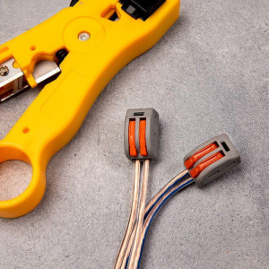 Клемма строительно-монтажная СМК 222-412 2-проводная 0.08-2.5/4кв.мм серая 07-5252-4