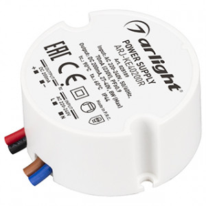 Блок питания ARJ-KE40200R (8W, 200mA, PFC) 028189, Источник тока с гальванической развязкой для светильников и мощных светодиодов. Входное напряжение 220-240 VAC. Выходные параметры: 27-40 В, 200 mА, 8 Вт. Встроенный PFC >0,95. Негерметичный алюминиевый корпус IP 44. Габаритные размеры диаметр в окружност
