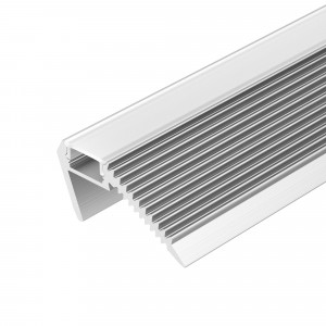 ARH-STAIR-W47-2000 ANOD, Под заказ от 60 м. Алюминиевый анодированный накладной профиль для ступеней. Габаритные размеры (LхWхH): 2000x49x26,7 мм (накладная часть на ступеньку 30мм). Ширина площадки для ленты 12 мм. Экраны, заглушки и другие аксессуары приобретаются отдельно.