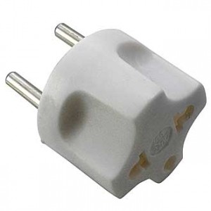 FD-1962, Переходник сетевой универсальный Тип A+B+E+F - Тип C, белый