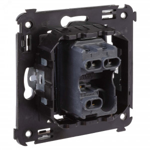 Переключатель одноклавишный в стену, 