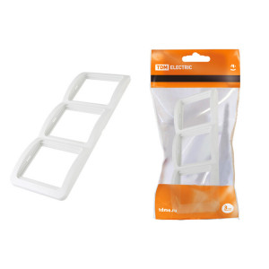 Рамка 3-ая вертикальная белая "Валдай" SQ1804-0020