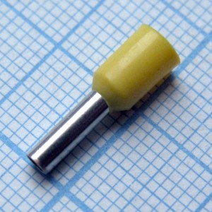 HE  2508  Yellow, наконечник кабельный торцевой трубчатый с изоляцией, L=15.2/8мм, сеч. пров. 2.5мм2