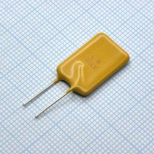 LB600LVF, Самовосстанавливающийся предохранитель PTC 0.6A(hold) 1.35A(trip) 265V 5.5A 36s 0.4Ohm, радиальные выводы, 12.5 X 22.5 X 3.8mm, россыпью