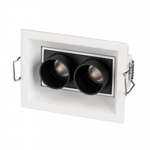 Светильник MS-ORIENT-BUILT-TURN-TC-S67x90-5W Warm3000 (WH-BK, 30 deg, 230V) 031928, Встраиваемый поворотный светильник. Мощность 5 Вт, св. поток 375 лм, 75 лм/Вт, теплый 3000 K, CRI>98, угол 30°, напряжение питания 230 В. Белый прямоугольный корпус из алюминия, экран PMMA, степень защиты IP20. Размер: длина 90 мм, ширина 67 мм, высота 50