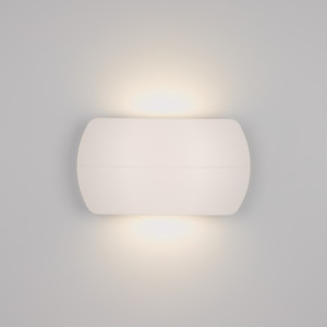 Светильник SP-Wall-200WH-Vase-12W Warm White 021092, Поставка под заказ от 200 шт. Накладной настенный светильник 2x6Вт, белый алюминиевый корпус, матовый рассеиватель из поликарбоната. Цвет ТЕПЛЫЙ БЕЛЫЙ 3000K, св.поток 950лм, CRI(Ra)>80, угол 120°, свет вверх-вниз. Размер 200x110x53мм. IP54. Питание AC220-