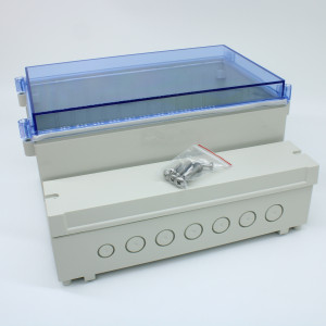 DC007CBUNO, Двухсекционный корпус IP65 с прозрачной синей крышкой на винтах, база ABS светло-серая, крышка из поликарбоната