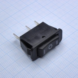 DS SC-7A (ON)-OFF-(ON) черн., 3 положения клавиши (самовозврат из крайних положений), 1 группа контактов на переключение, 250V 10A, ширина контактов 6.3мм