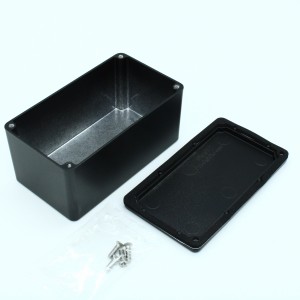 BS15BK, Герметичный алюминиевый корпус с прокладкой, IP66, черный