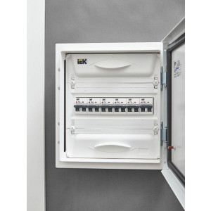 Выключатель автоматический модульный 2п C 4А M06N ARMAT IEK AR-M06N-2-C004