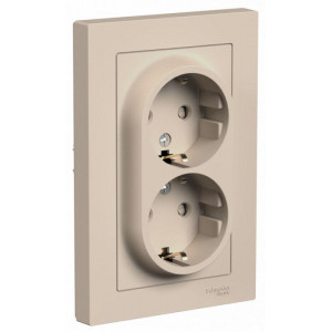 ATLASDESIGN РОЗЕТКА двойная с заземлением со шторками, 16А, в сборе, ПЕСОЧНЫЙ ATN001226
