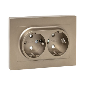Механизм розетки двойной, 16А, с заземлением, со шторками, с рамкой, шампань Эпика EKF UP1-SOC-211