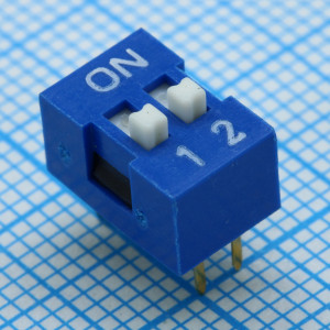 DS1040-02BN, DIP-переключатель 2 позиции, на плату (шаг 2.54 мм, синий корпус), до 24B AC DC/0.1А  (аналог SWD1-2, синий корп.)
