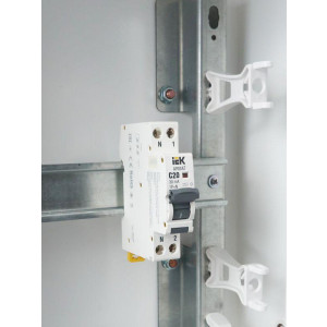 Выключатель автоматический дифференциального тока 2п (1P+N) C 20А 30мА тип AC АВДТ B06S 18мм ARMAT AR-B06S-1N-C20C030