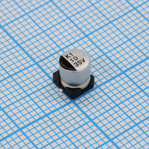 CK035M100D5APKKKV00R, Конденсатор алюминиевый электролитический 35В 10мкФ ±20% SMD 28мА 2000ч лента на катушке 105°С