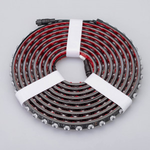 Лента герметичная FLT-PS-A42-BLACK-23mm 24V Warm3000 (21 W/m, IP67, 30deg, 5m) 040920, Светодиодная гибкая лента Wall Washer, герметичная IP67. Светодиоды 2835, 42 шт/м (210 шт на 5м), черная плата, скотч 3М. Цвет свечения ТЕПЛЫЙ 3000К, направленная линза с углом 30°, индекс цветопередачи CRI>80. Питание 24 В, мощность 21 Вт/м (105 Вт на 5