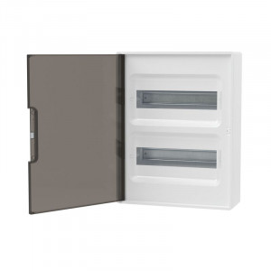 Щит 24 модуля настенный  FRAME, белый, с тонированной дверцей, с 4 шинами PEN на 6 и 8 отверстий F24W1WD